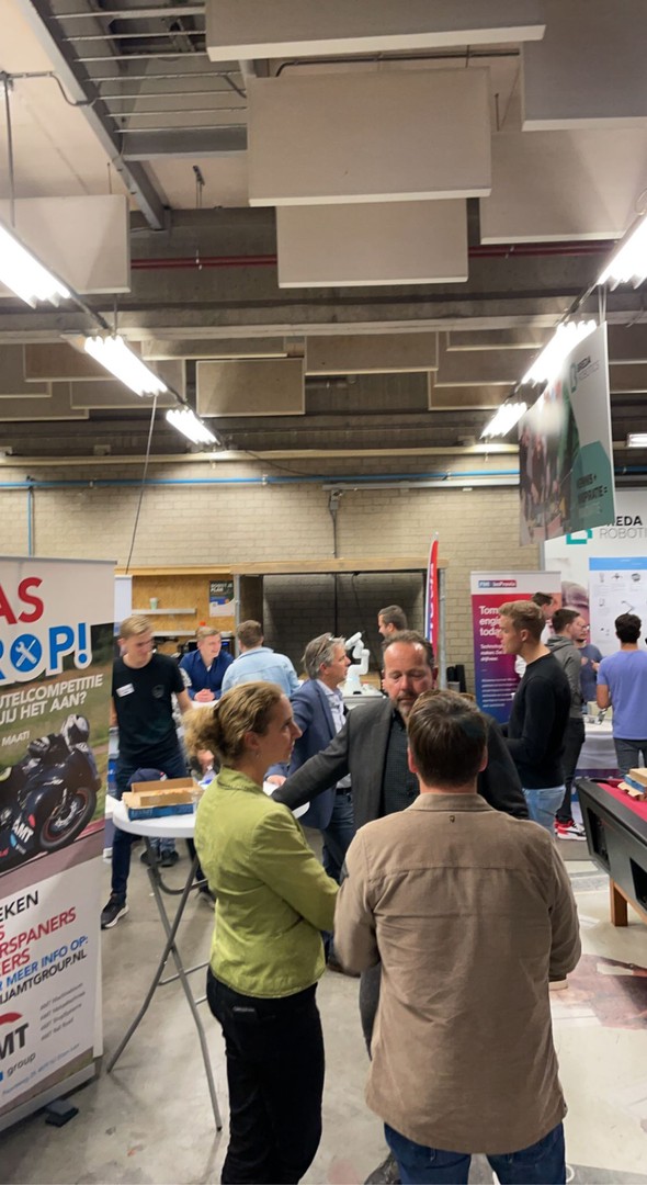 images/activities/2022-stagemarkt-breda-robotics/2__WhatsApp Image 2022-11-20 at 15.52.23.jpeg